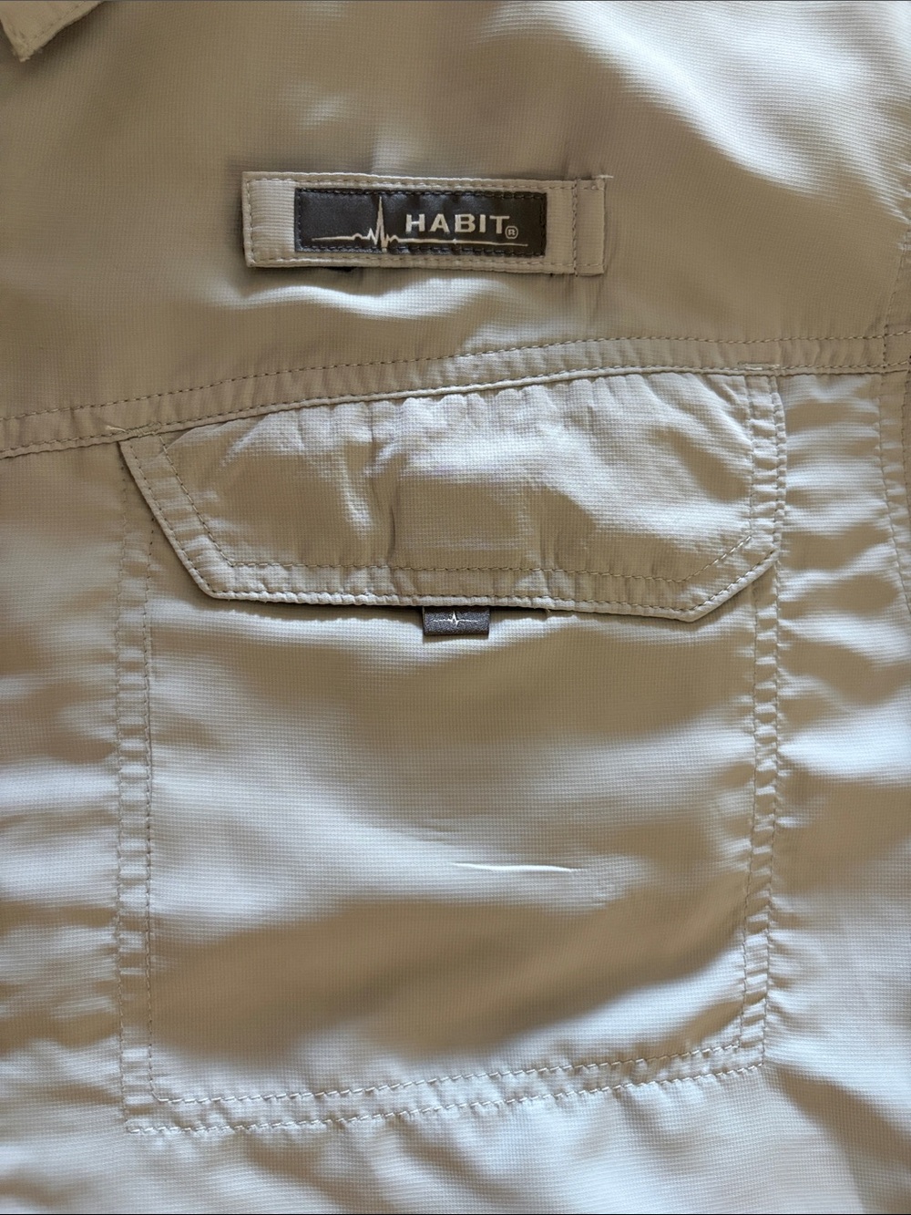 HABIT Men’s Short-Sleeve Button Down Fishing Shirt - Light Grey - Picture 7 of 7